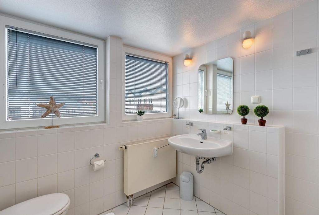 Grosse Schoene 3 Zimmer Ferienwohnung - 100 Qm - In Strandnaehe Fuer 6 Personen!! هيرينجسدورف المظهر الخارجي الصورة