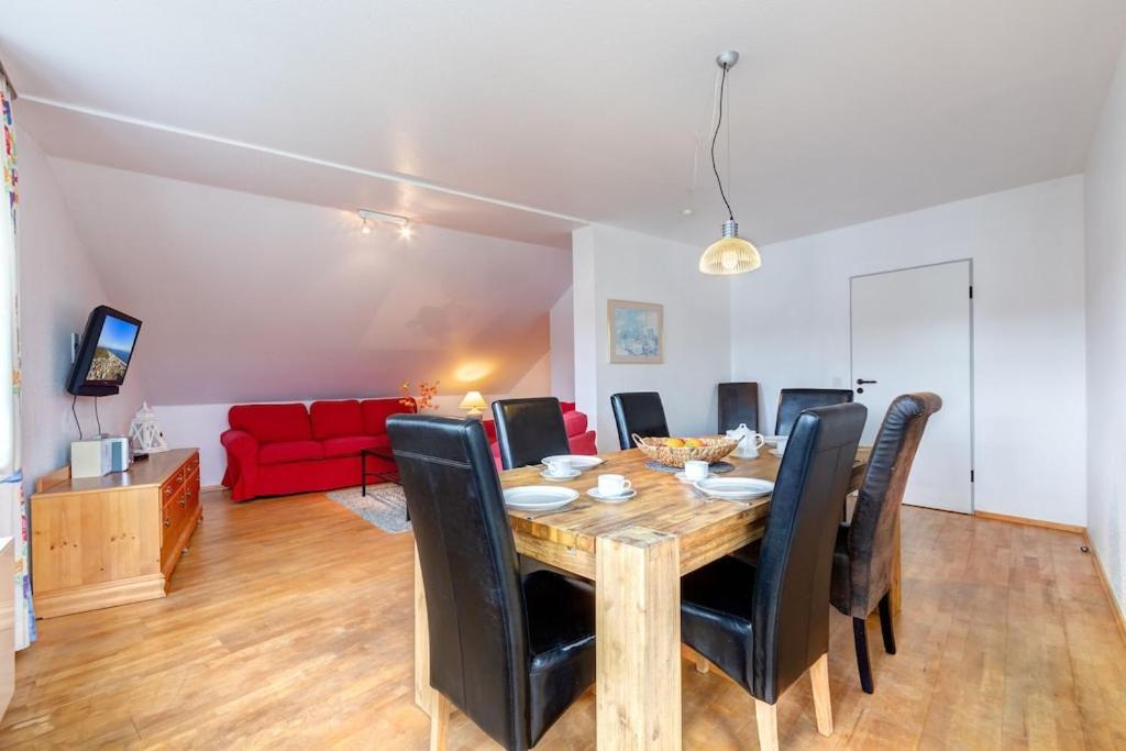 Grosse Schoene 3 Zimmer Ferienwohnung - 100 Qm - In Strandnaehe Fuer 6 Personen!! هيرينجسدورف المظهر الخارجي الصورة